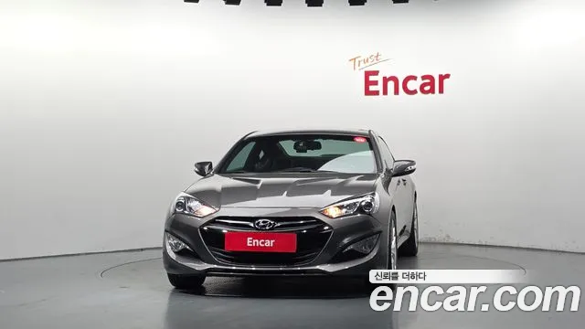 Hyundai Genesis 2012 thumb 3