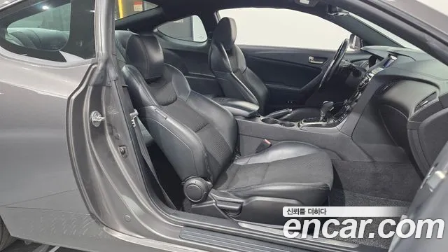 Hyundai Genesis 2012 thumb 12