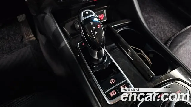 Kia K9 2015 thumb 9