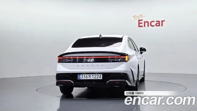 Hyundai Sonata 2023 thumb 4