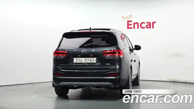 Kia Sorento 2016 thumb 4