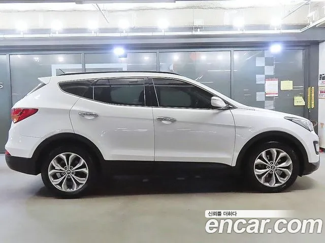 Hyundai Santa Fe 2013 thumb 3