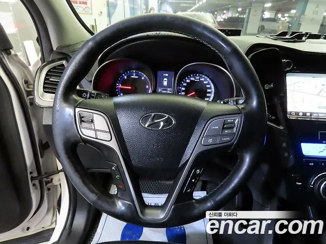 Hyundai Santa Fe 2013 thumb 8