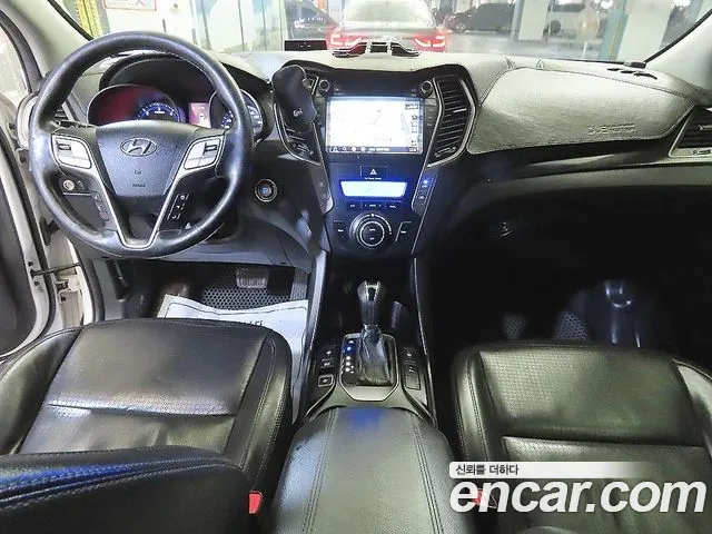 Hyundai Santa Fe 2013 thumb 10
