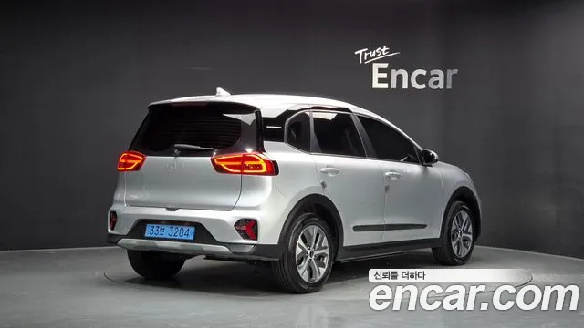 Kia Niro 2022 thumb 2