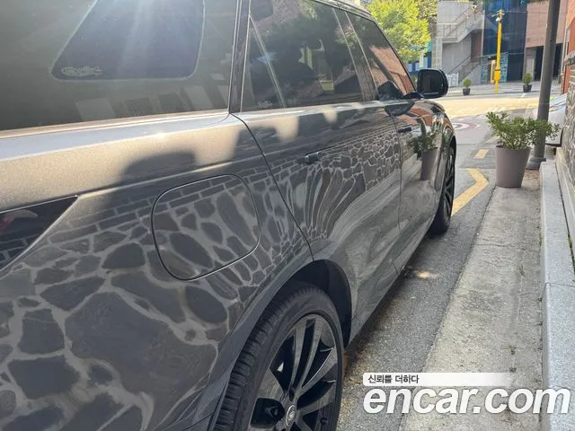 Land Rover Range Rover Sport 2023 thumb 2