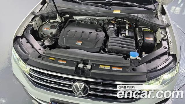 Volkswagen Tiguan 2021 thumb 5