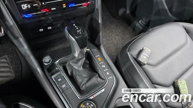 Volkswagen Tiguan 2021 thumb 8