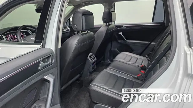 Volkswagen Tiguan 2021 thumb 11