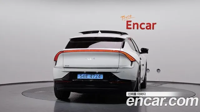 Kia EV6 2022 thumb 4