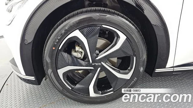 Kia EV6 2022 thumb 5