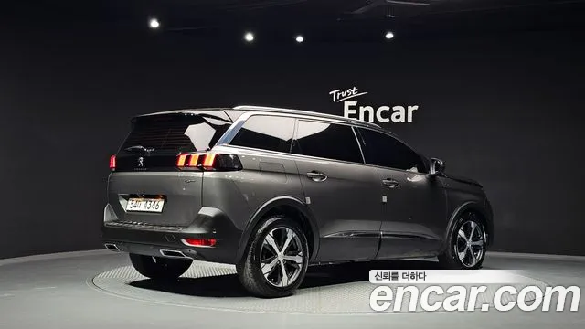 Peugeot 5008 2019 thumb 2