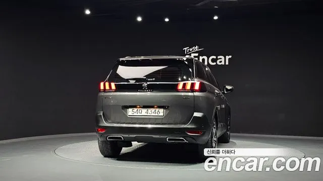 Peugeot 5008 2019 thumb 4