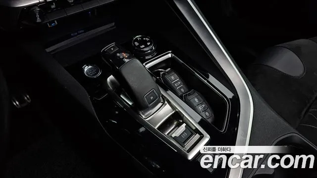 Peugeot 5008 2019 thumb 9