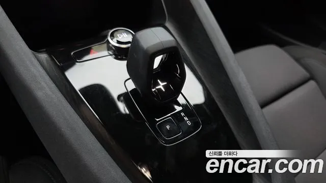 Polestar 2 2023 thumb 9