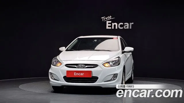 Hyundai Accent 2011 thumb 3
