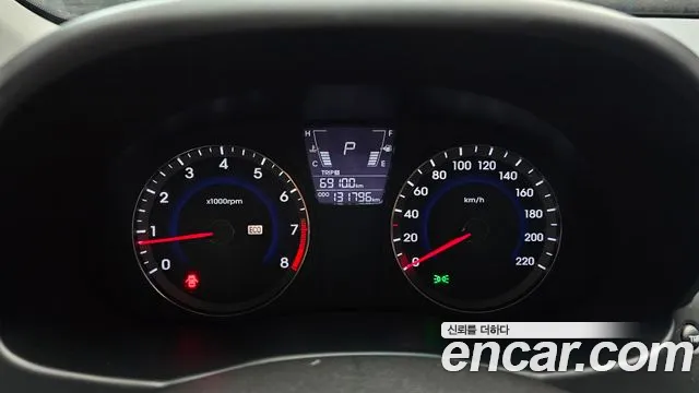 Hyundai Accent 2011 thumb 8
