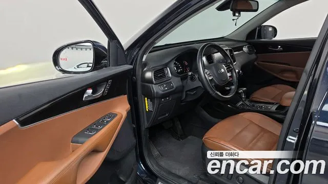Kia Sorento 2017 thumb 10