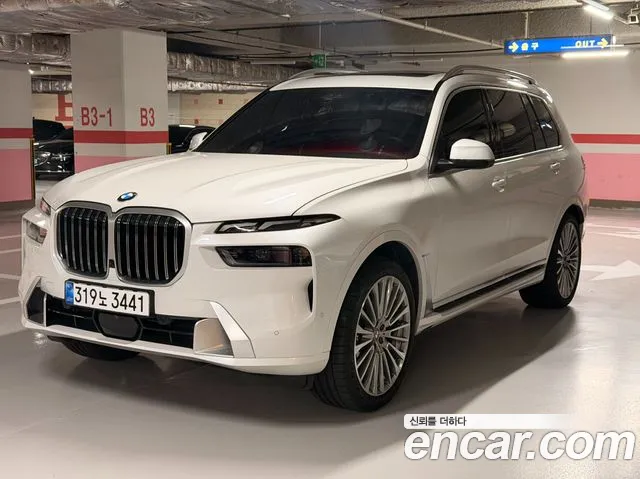 BMW X7 2024 thumb 2