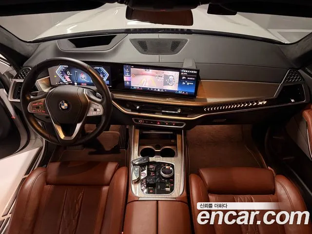 BMW X7 2024 thumb 6