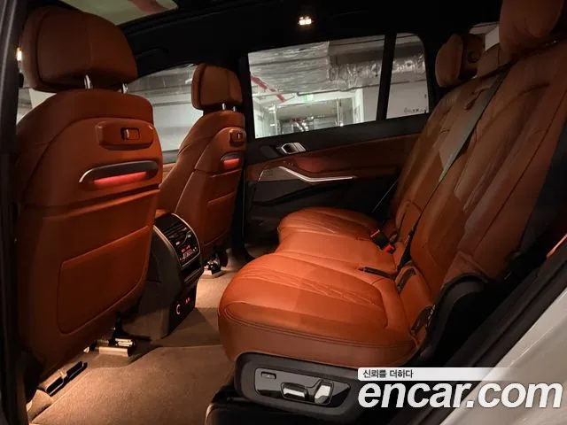 BMW X7 2024 thumb 8
