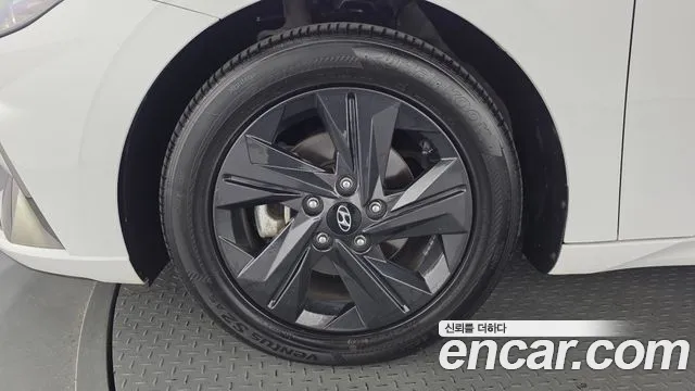 Hyundai Avante 2020 thumb 5