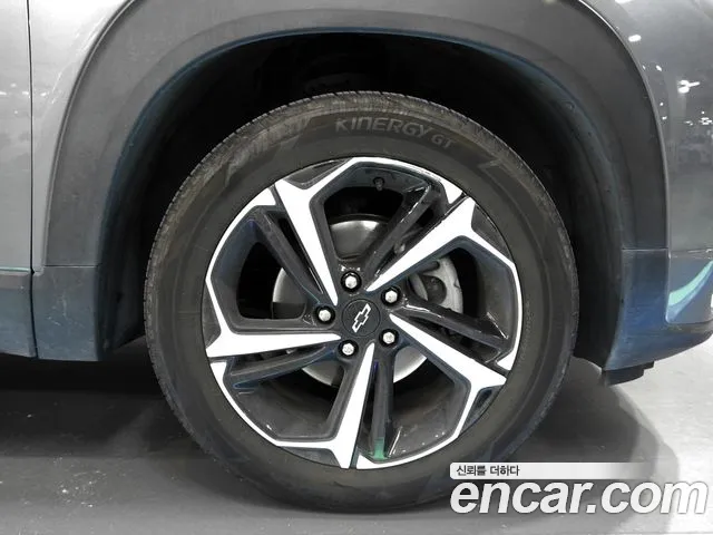 ChevroletGMDaewoo TrailBlazer 2020 thumb 5