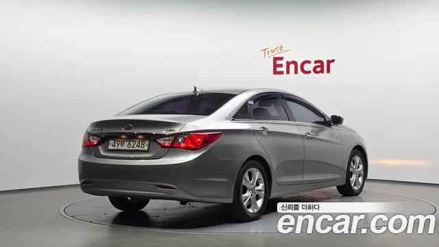 Hyundai Sonata 2010 thumb 2