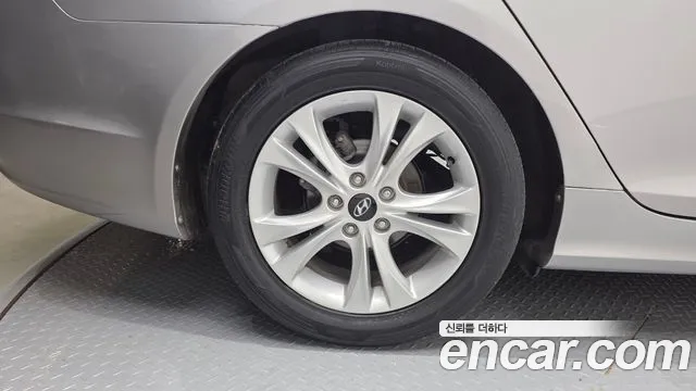 Hyundai Sonata 2010 thumb 5