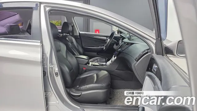 Hyundai Sonata 2010 thumb 11