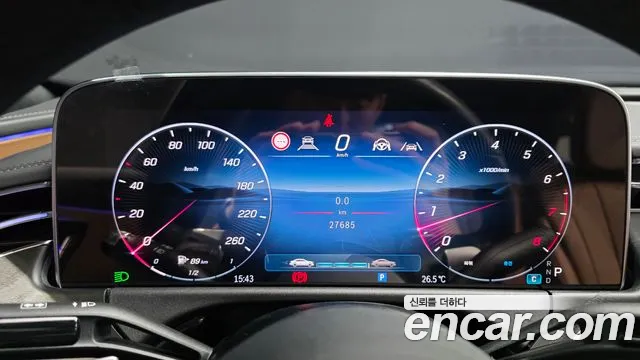 Mercedes-Benz E-Класс 2024 thumb 8