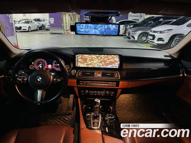 BMW 5-Series 2016 thumb 7