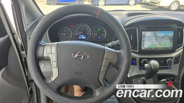 Hyundai Starex 2019 thumb 8