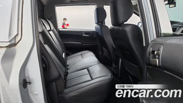 KG_Mobility_Ssangyong KORANDO 2017 thumb 11