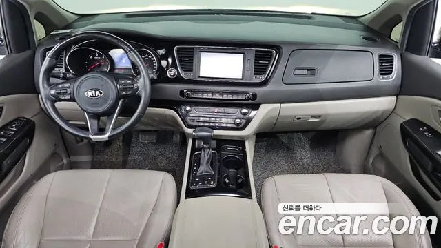 Kia Carnival 2018 thumb 7