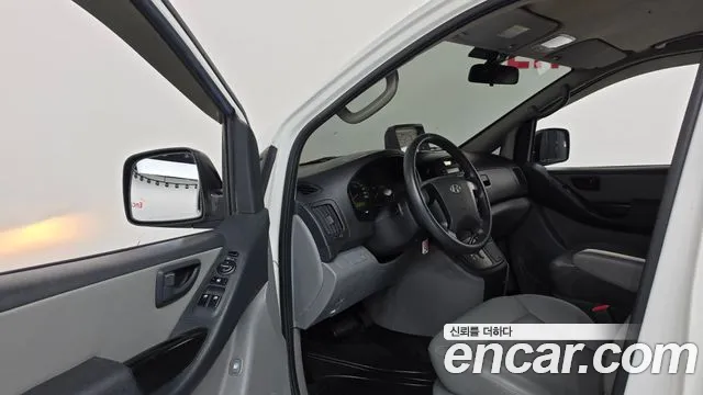 Hyundai Starex 2014 thumb 10