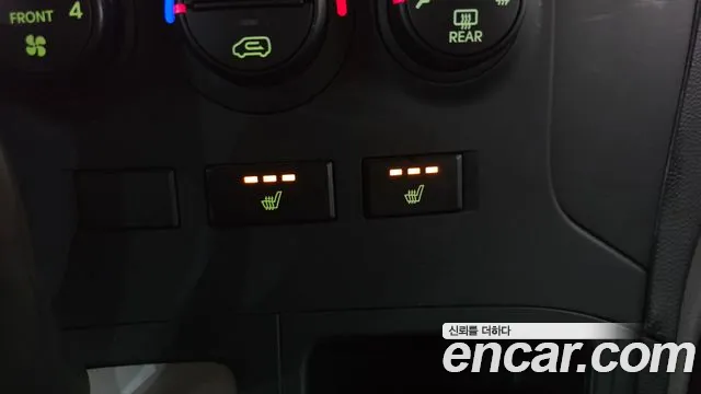Hyundai Starex 2014 thumb 11