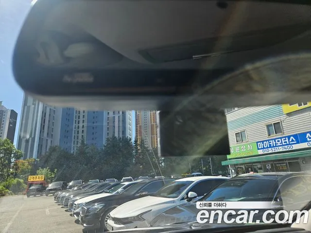 KG_Mobility_Ssangyong Rexton 2018 thumb 6