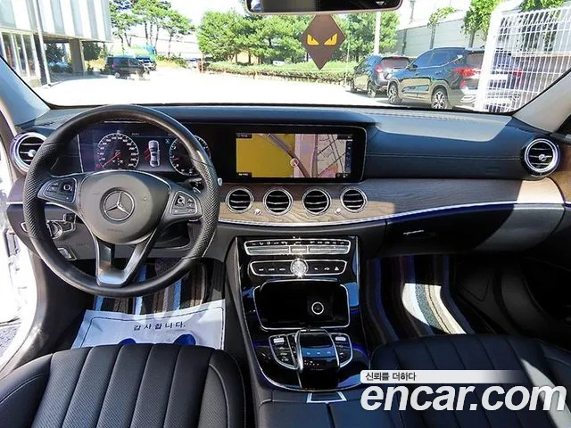 Mercedes-Benz E-Класс 2018 thumb 7
