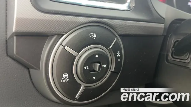 KG_Mobility_Ssangyong KORANDO 2016 thumb 4