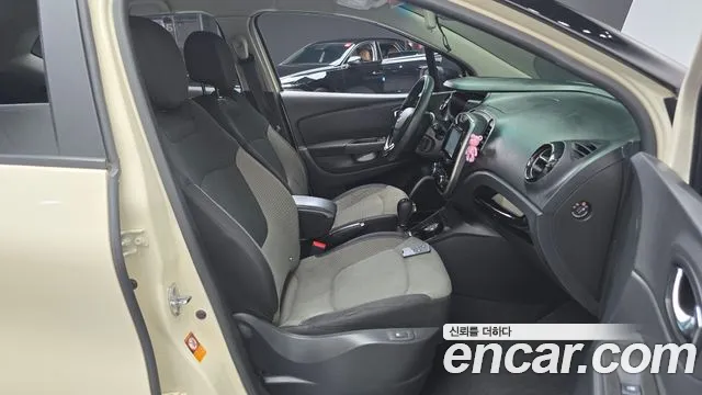 Renault-KoreaSamsung Captur 2014 thumb 11