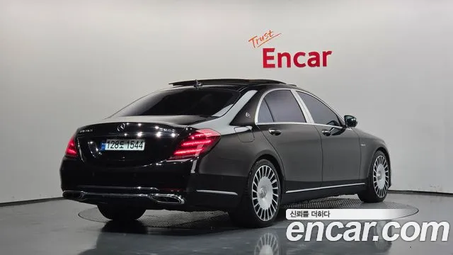 Mercedes-Benz S-Класс 2015 thumb 2