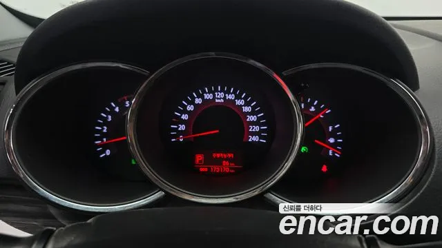 Kia Sorento 2012 thumb 8