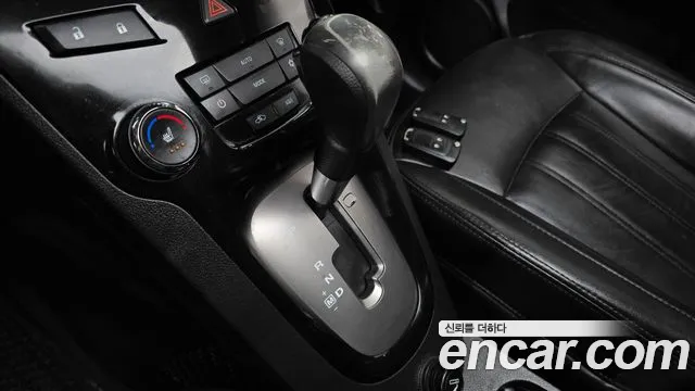 ChevroletGMDaewoo Orlando 2012 thumb 9