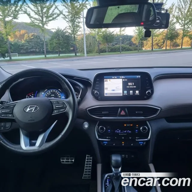 Hyundai Santa Fe 2018 thumb 7