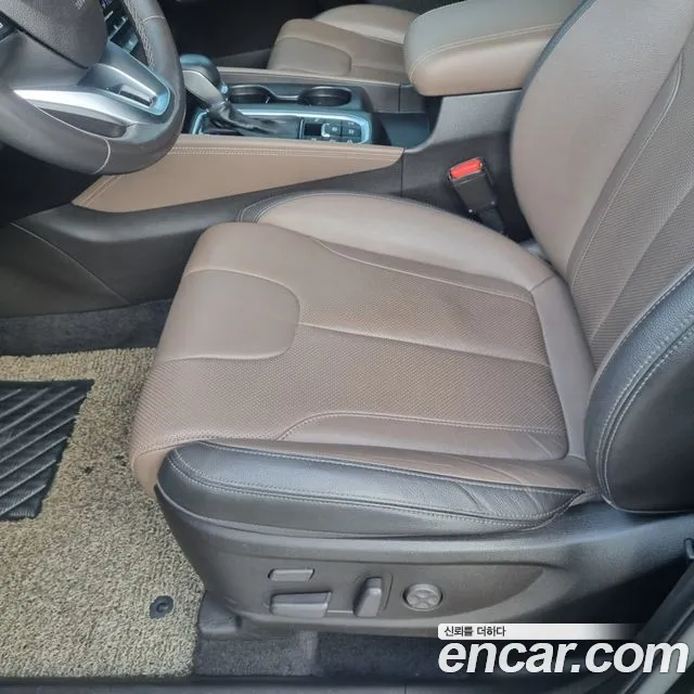 Hyundai Santa Fe 2018 thumb 10