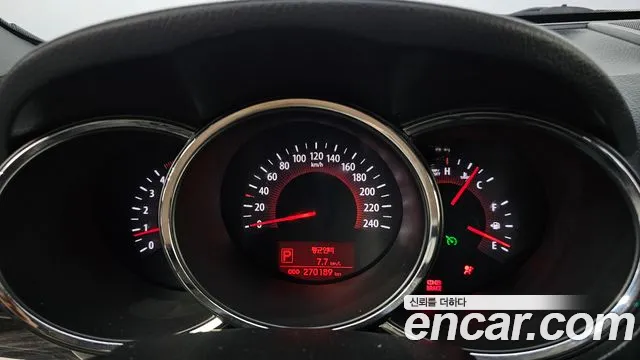 Kia Sorento 2009 thumb 8