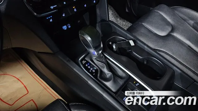 Hyundai Santa Fe 2020 thumb 9