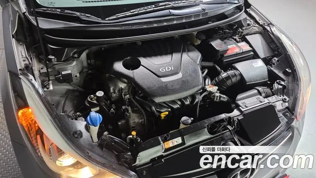 Hyundai Avante 2015 thumb 6