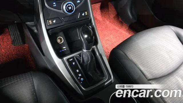Hyundai Avante 2015 thumb 9